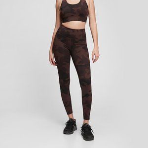 GapFit Sky High Recycled Power Full Length Leggings - red burgundy camo - small